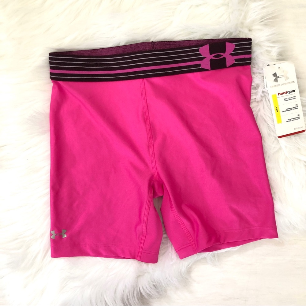 Under Armour Compression HeatGear Mid Length Short